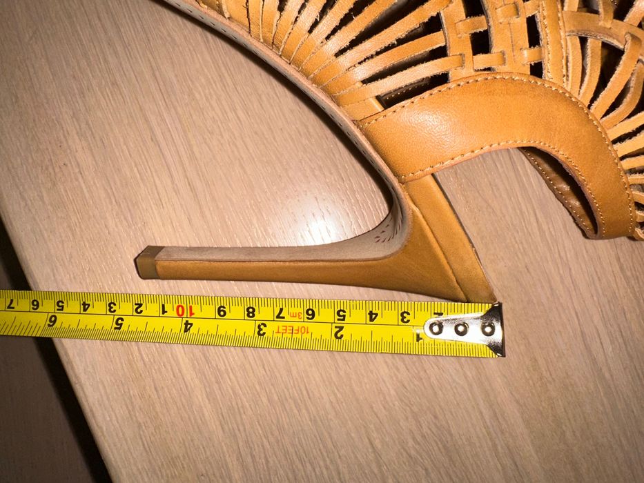 Szpilki damskie rozm 39,5 nowe, skora, camel