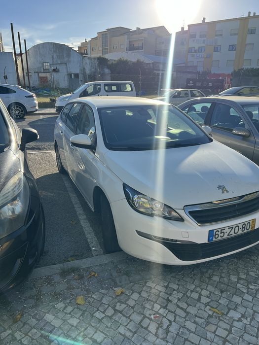 Peugeot 308 SW carrinha — photo 2