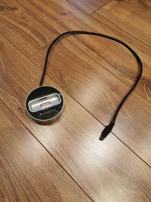 Cambridge Audio DD30 - stacja dokująca iPoda.