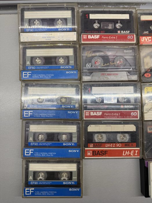 Zestaw 19 kaset magnetofonowych do nagrywania