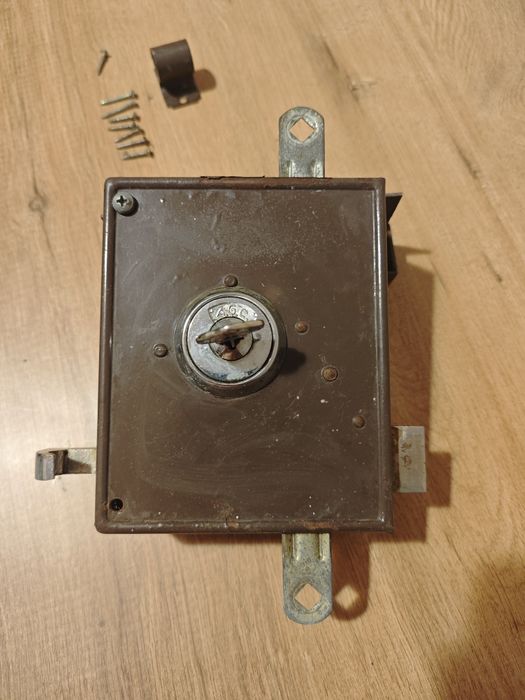 Fechadura de porta AGC