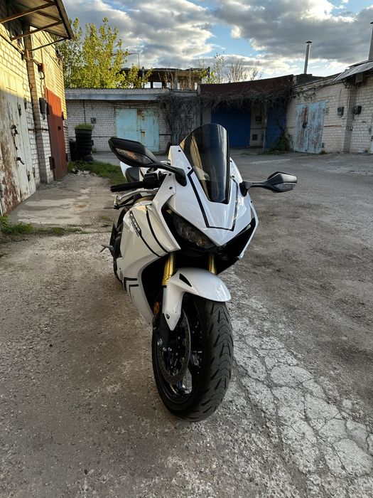 Продам Honda Cbr1000rr
