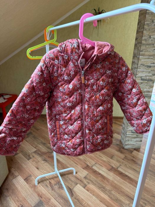 Курточка для дівчинки 7 років