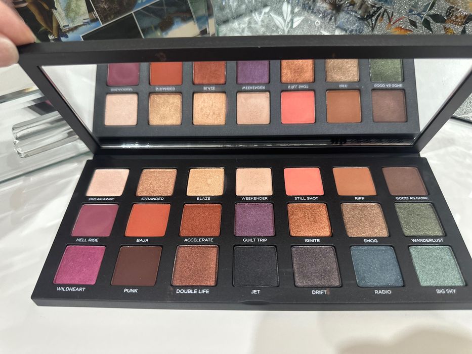 Urban Decay Born to Run - paleta cieni