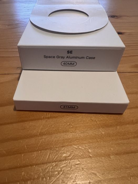 Apple watch SE Space gray Aluminium Case