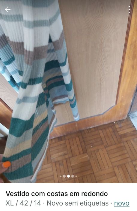 Vestido comprido com costas abertas em redondo