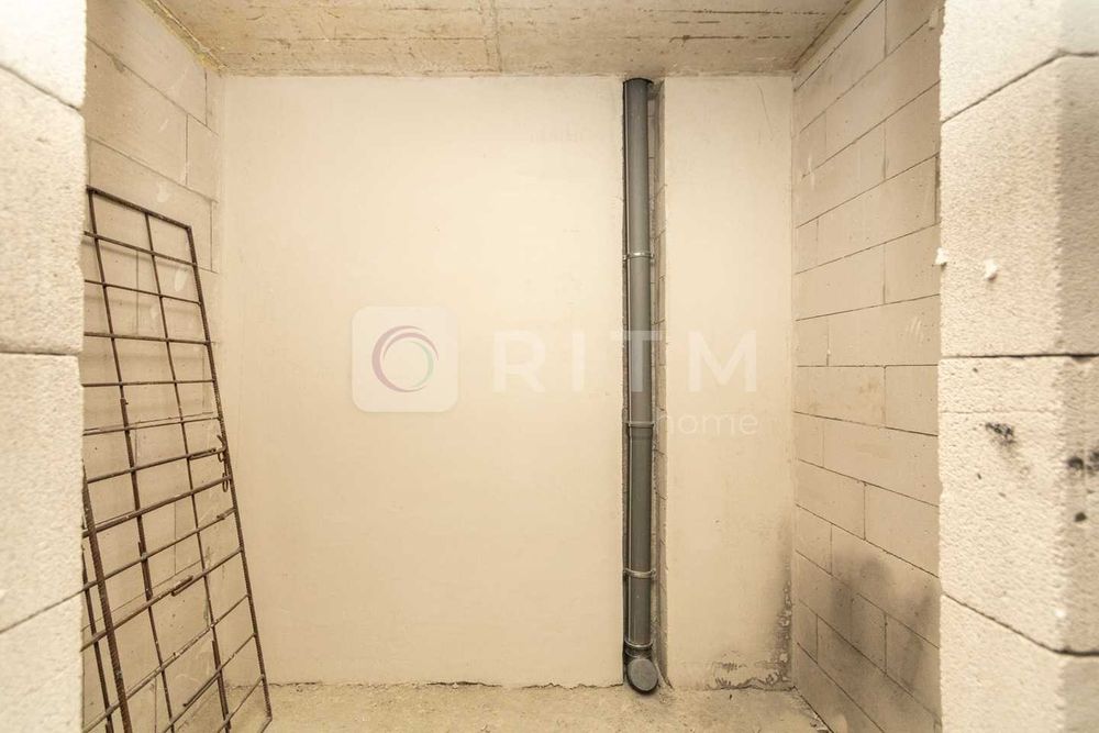 Простора 2-кімнатна квартира 66 м² у сучасному ЖК Manhattan UP