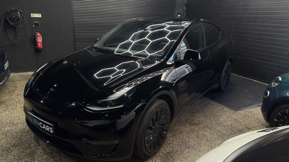 Tesla Model Y Long Range Dual Motor AWD