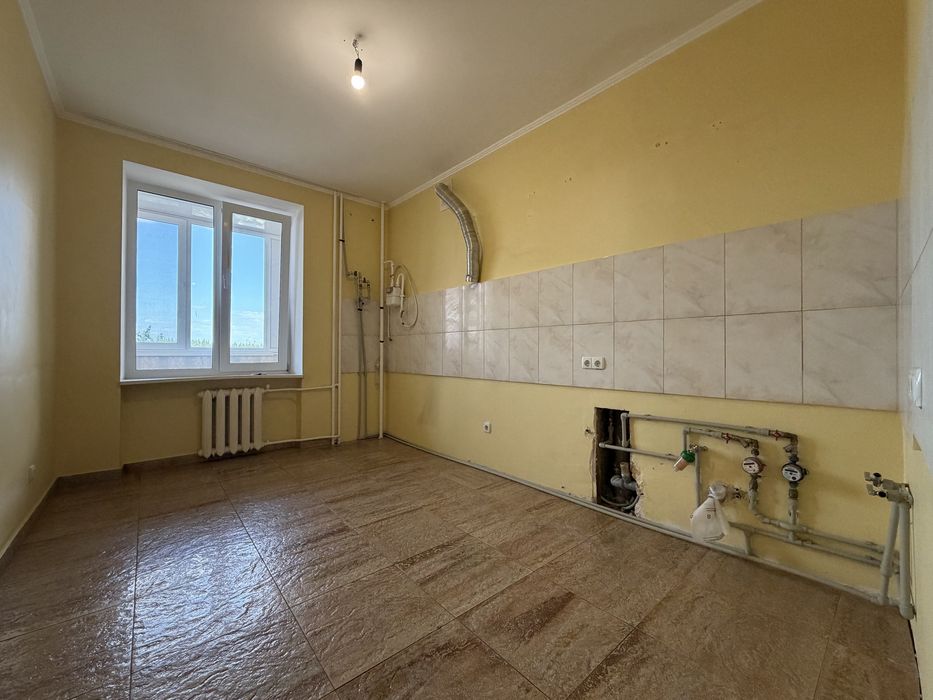 Без комісії.  Продаж просторої світлої 3-кімнатної квартири в м. Обухів мікрорайон Сосновий, 2