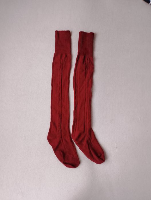 bordowe skarpetki zakolanówki z plecionym wzorem rozmiar 38 -39
Długoś