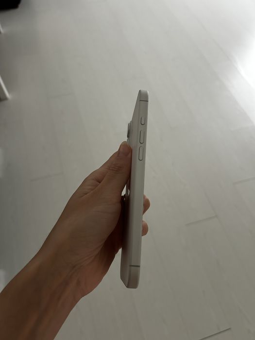 iPhone 16 Plus - 256gb Branco