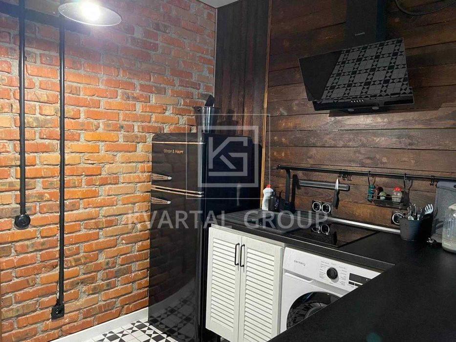 Оренда  видової квартири-студії з ремонтом