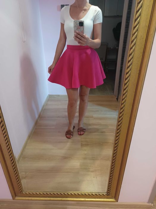 Spódnica rozkloszowana różowa (fuksja)