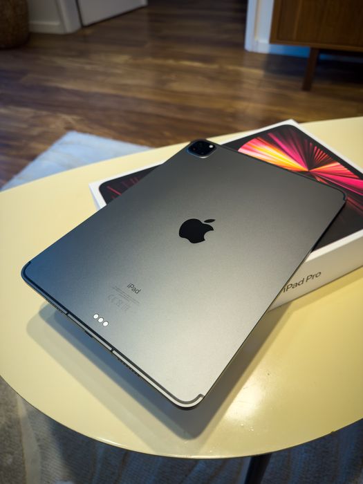 iPad Pro 11” 1TB 5G (M1, 16GB RAM) – stan idealny
