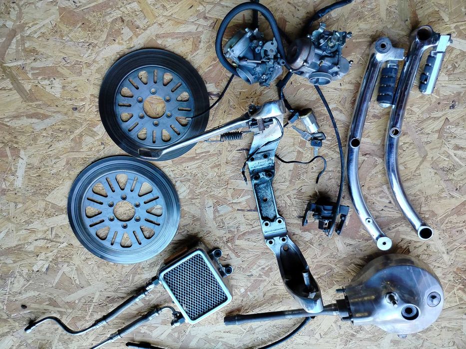 Suzuki Intruder vs 1400 części