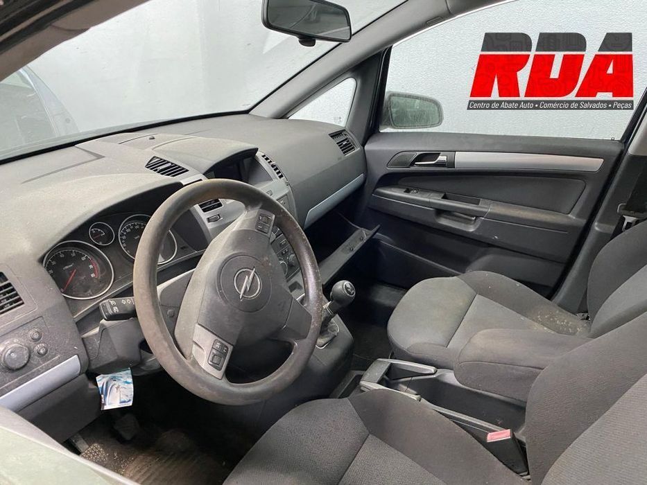 Opel Zafira 2.2 ano 2008 Para Peças
