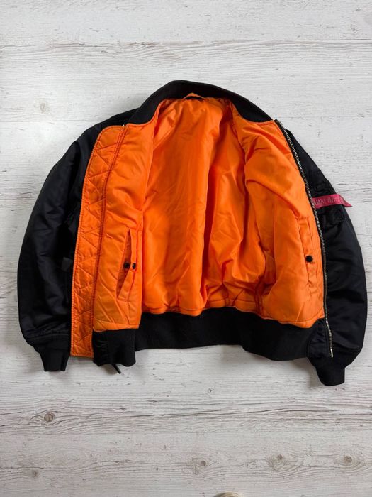 Бомбер alpha industries оригінал