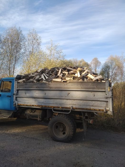 Дрова твердых пород.