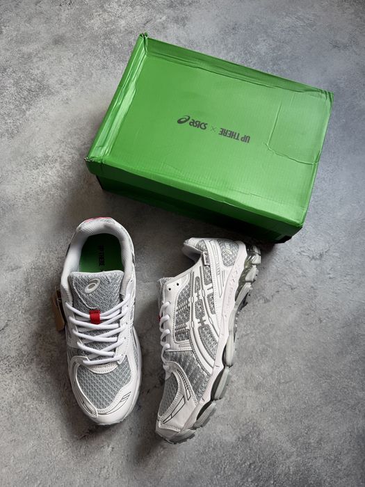 Кросівки Asics Нові