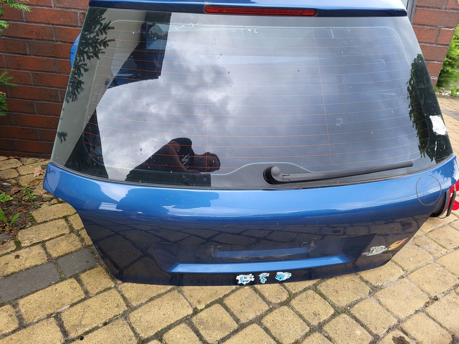 Tylna klapa bagażnika audi a3 8p 03r 3d kompletna lakier lz5c