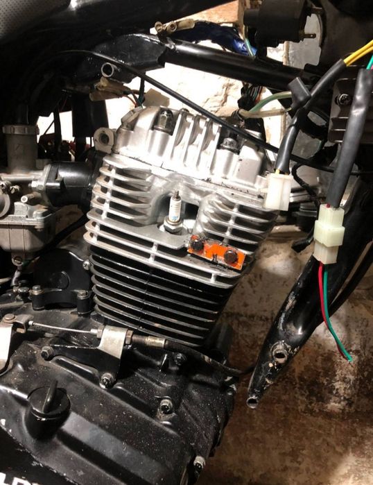 Продам мотоцикл loncin cr1