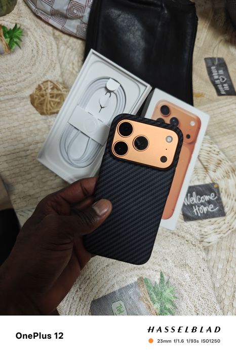 iPhone 17 pro cosmic orange novo novo