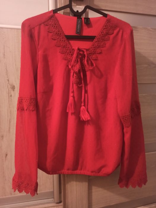 Czerwona błyszczącą bluzka Boho rainbow 38