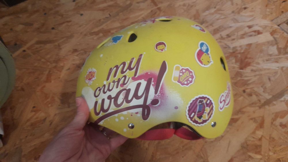 Kask rowerowy dziewczęcy