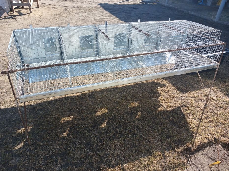 Продам маточну клітку для кролів