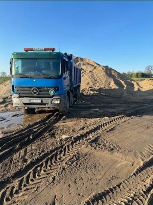 Żwir, ziemia, piasrk, kamień