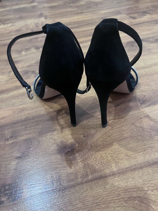 Босоніжки Vitto Rossi в ідеальному стані