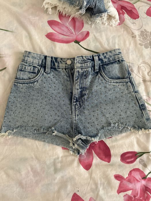 Джинсові шорти з камінцями