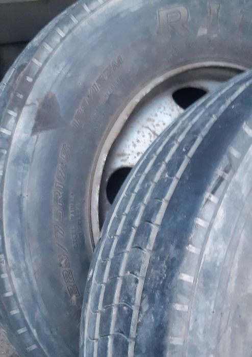 Koła do przyczepy rolniczej bezdętkowe