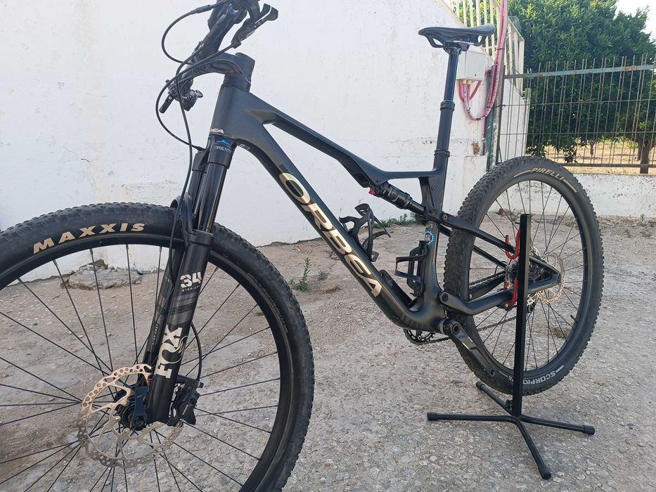 Bicicleta BTT Orbea OIZ Carbono
