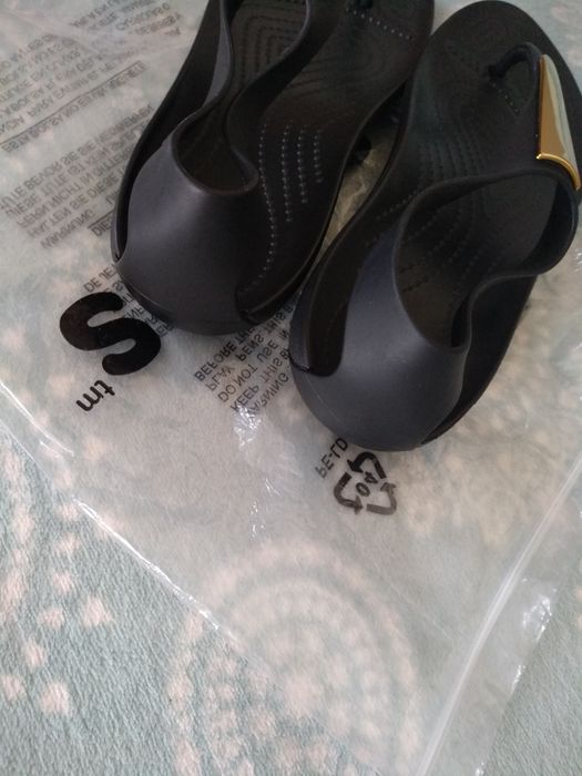 Crocs Serena Flip W7 37-38