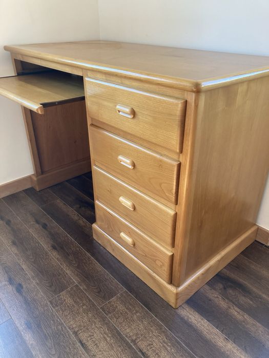 Quarto estudio impecavel