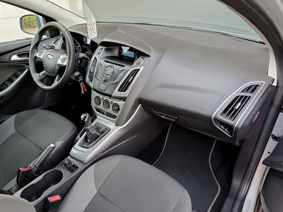 Ford Focus 2011r. 1,6 benzyna 105KM! Klima! Alumy! Serwis! z Niemiec! Opłacony!