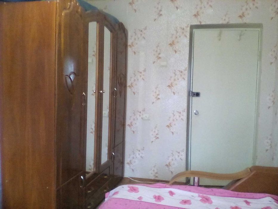 От хозяйки -сдам долгосрочно  комнату одной девушке