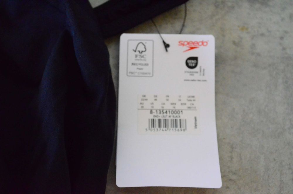Speedo strój kąpielowy jednoczęściowy czarny rozmiar 48-50
