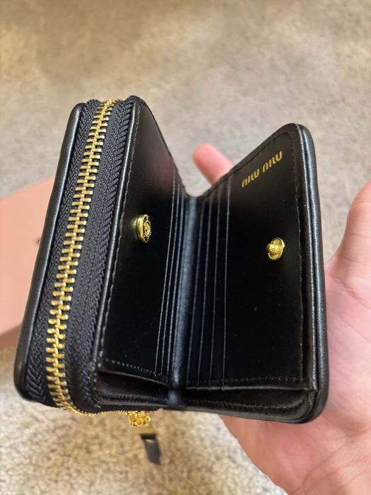 Carteira Miu Miu