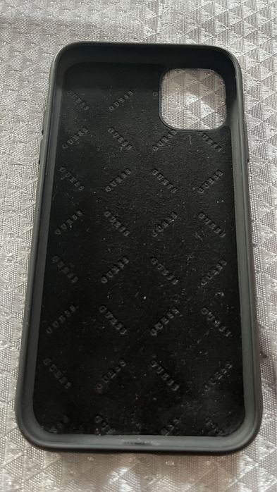 Etui na iPhone 11