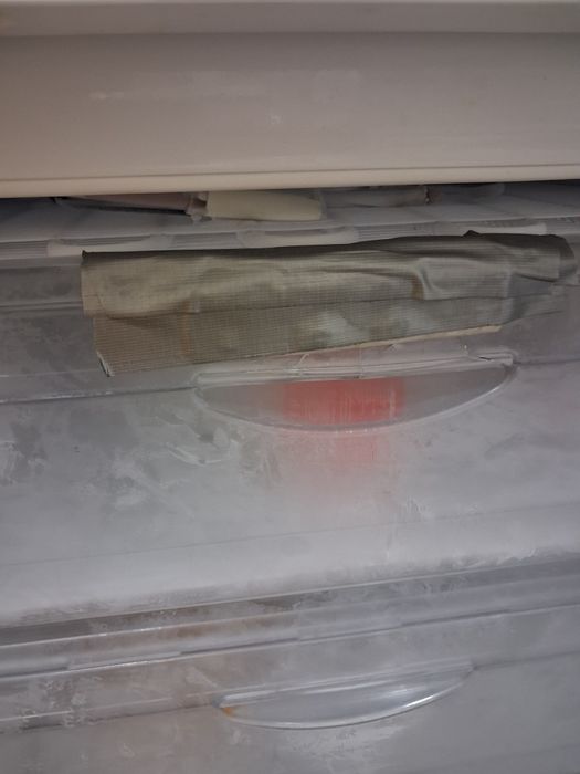 Продам холодильник Atlant