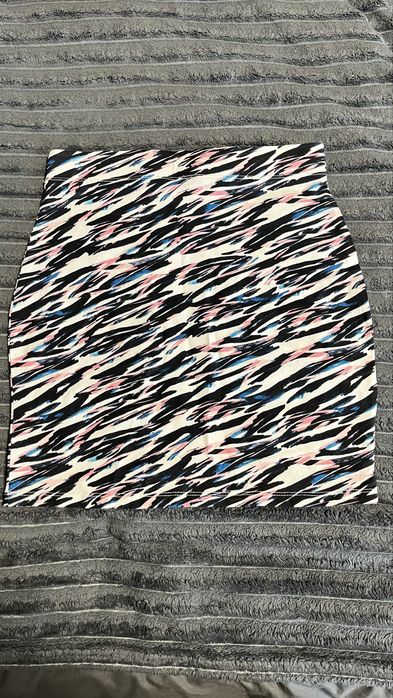 Спідниця нова, розмір S/XS