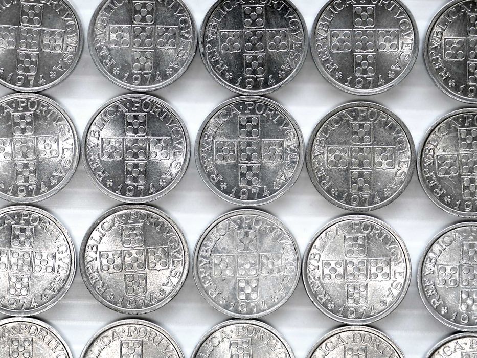 Lote de 25 Moedas 10 Centavos 1974