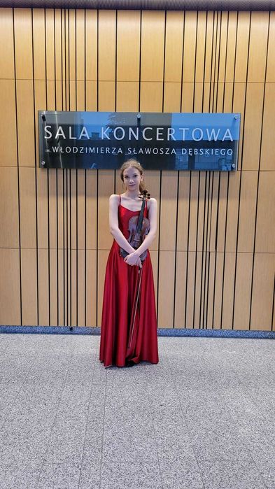 Lekcje gry na skrzypcach dla początkujących - spokojnie, cierpliwie i z pasją