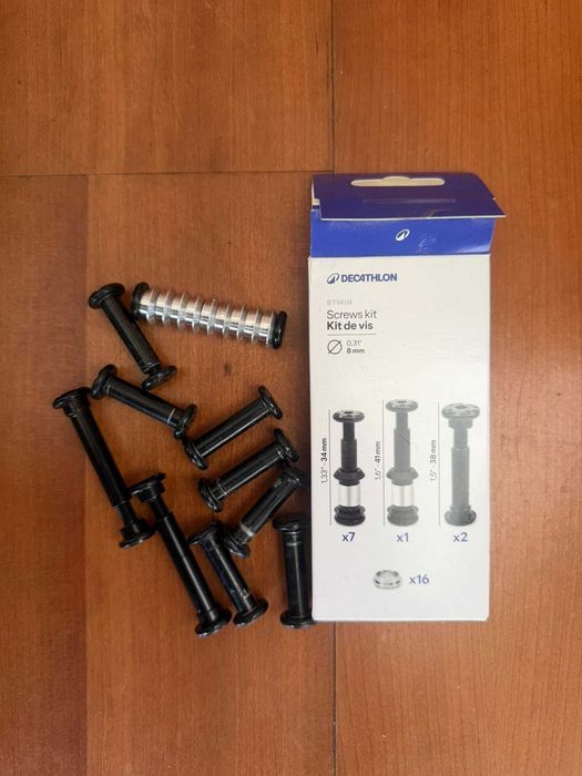Kit Completo Patins Oxelo MF500 Tam. 42 + Proteções Fit500 (M) + Capacete MF500 (55-59 cm)