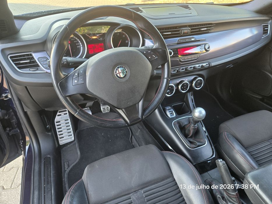 Alfa Romeo Giulietta Financiamento/Garantia