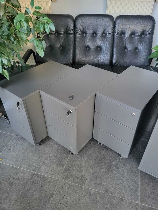 meble biurowe - fotel, biurko, szafa, nakastlik, szafka(różne ilości)