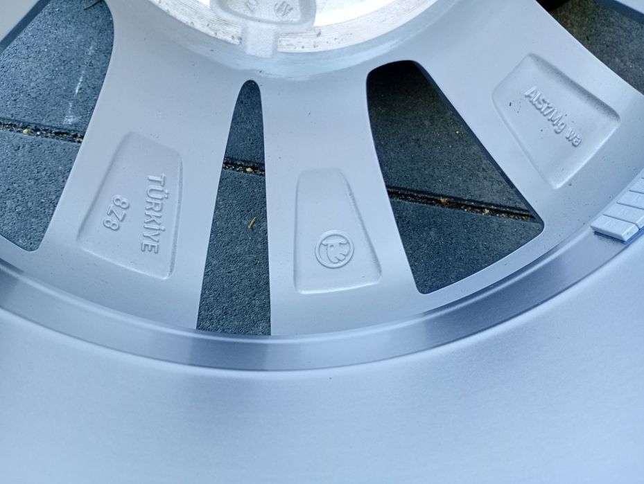 Nowe Koła Oryginalne SKODA OCTAVIA IV "16" Alufelgi + Opony Kumho DEMO 5x112