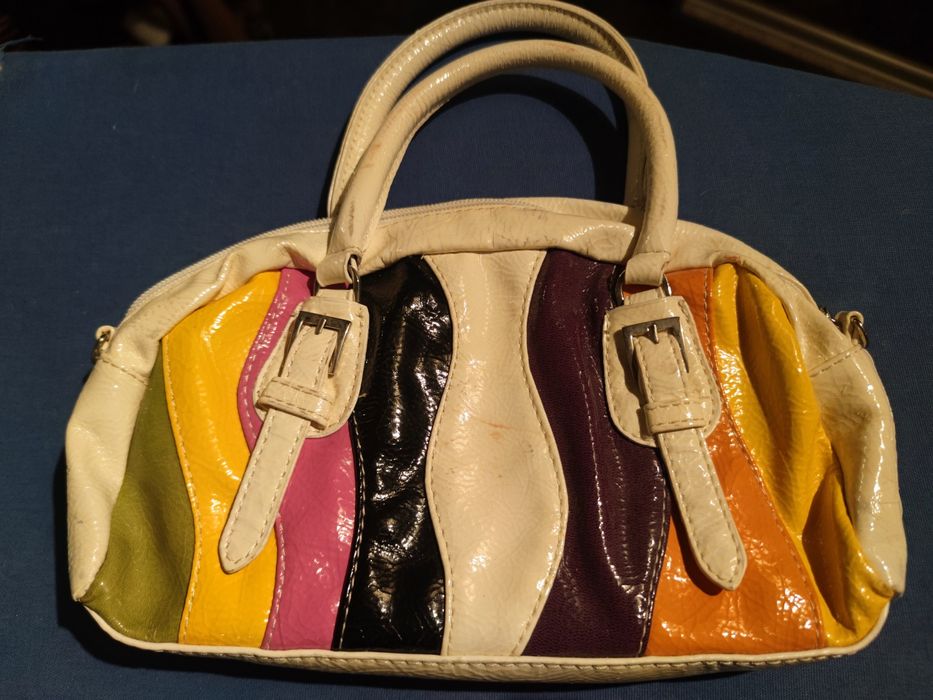 Mała tęczowa torebka